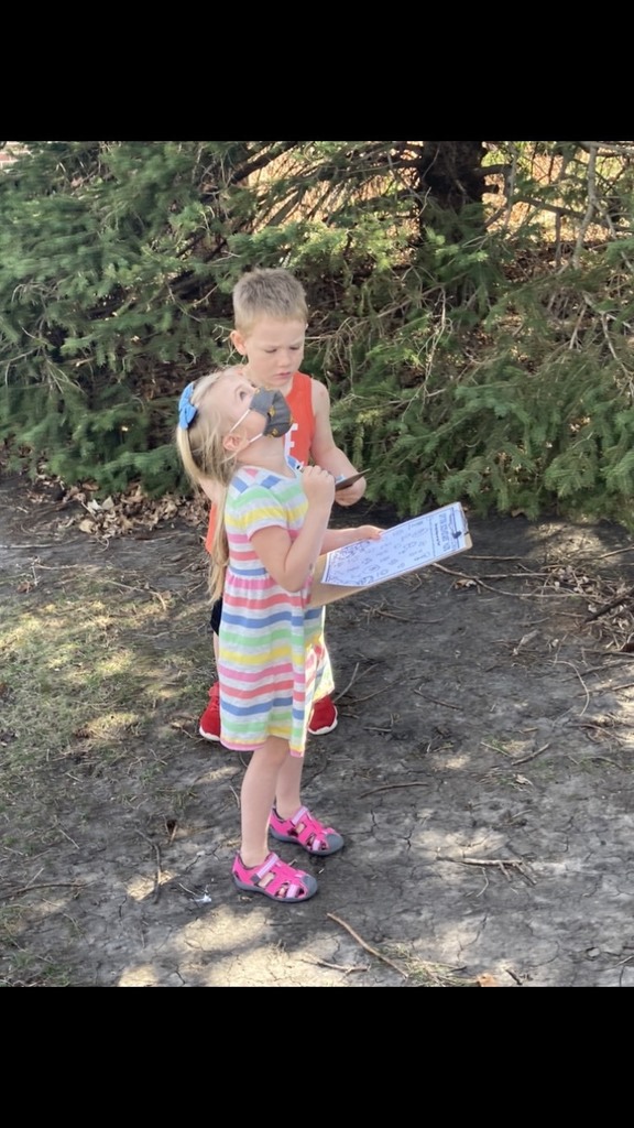Preschooler on scavenger hunt
